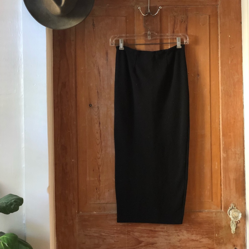Black elastic waist pencil skirt